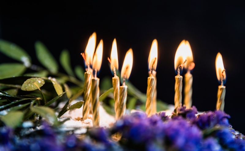 Rituālie pakalpojumi Rīgā, Latvijā. Rituālo pakalpojumu birojs Ar cieņu